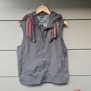 Eddie bauer custom fringe utility hiking green fringe vest XL
